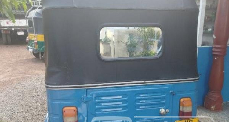 BAJAJ 2011 4 STROKE