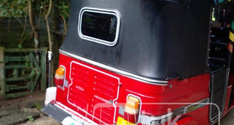 BAJAJ 2011 4 STROKE