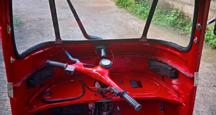 BAJAJ 2005 2 STROKE