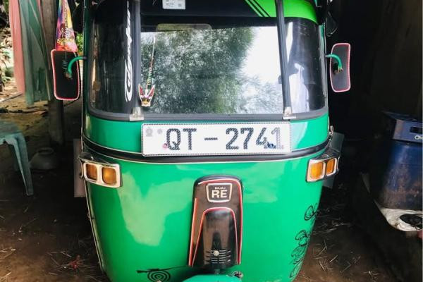 BAJAJ 2009 4 STROKE