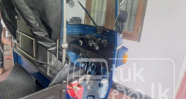 BAJAJ 2011 4 STROKE