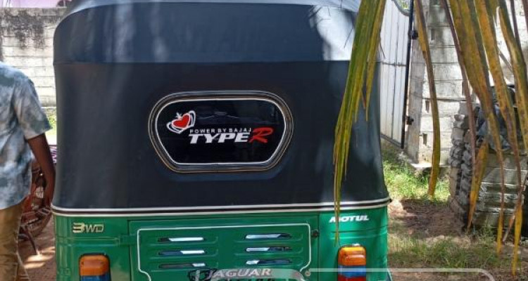BAJAJ 2012 2 STROKE