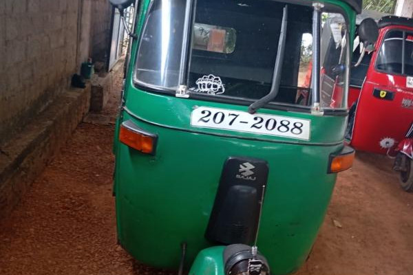 BAJAJ 2000 2 STROKE