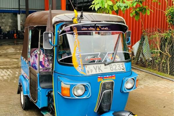 BAJAJ 2011 4 STROKE
