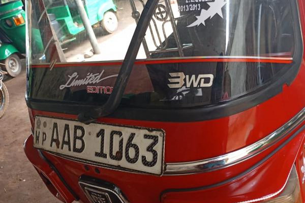 BAJAJ 2012 4 STROKE