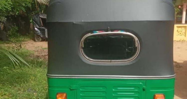 BAJAJ 2012 4 STROKE