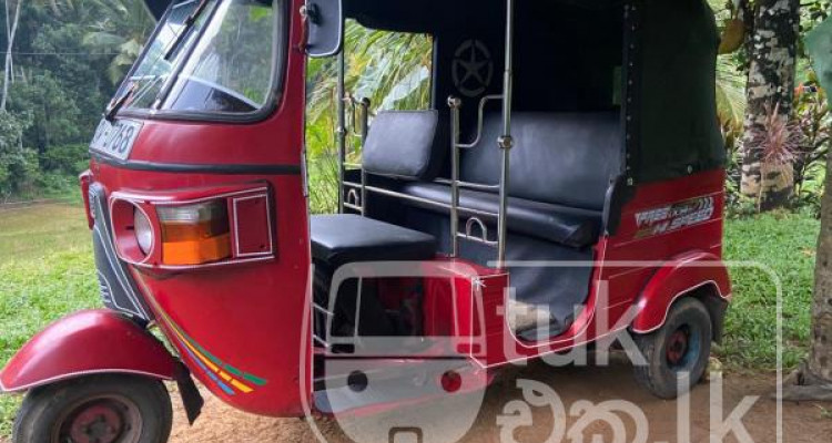 BAJAJ 2009 4 STROKE