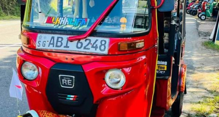 BAJAJ 2016 4 STROKE