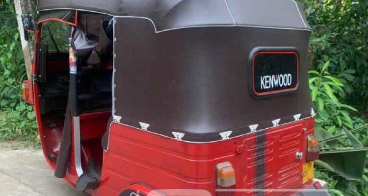 BAJAJ 2012 4 STROKE