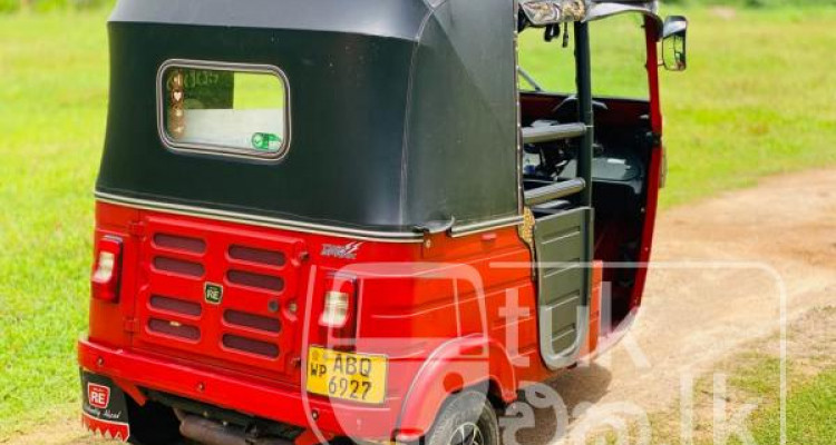 BAJAJ 2017 4 STROKE
