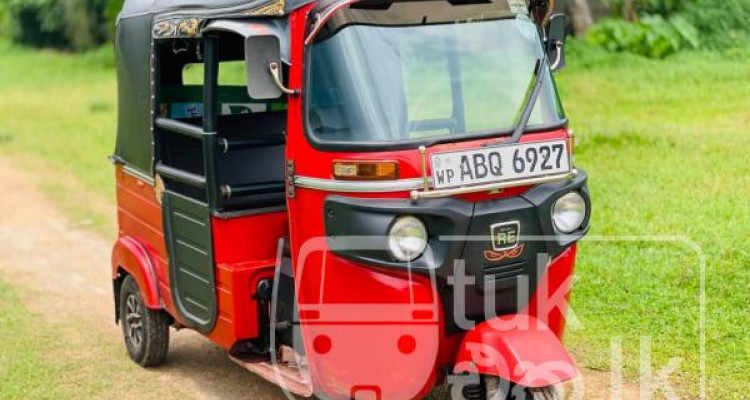 BAJAJ 2017 4 STROKE