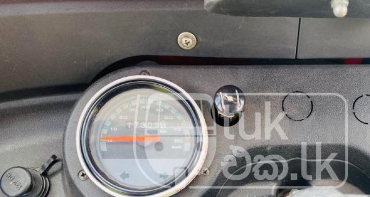 BAJAJ 2017 4 STROKE