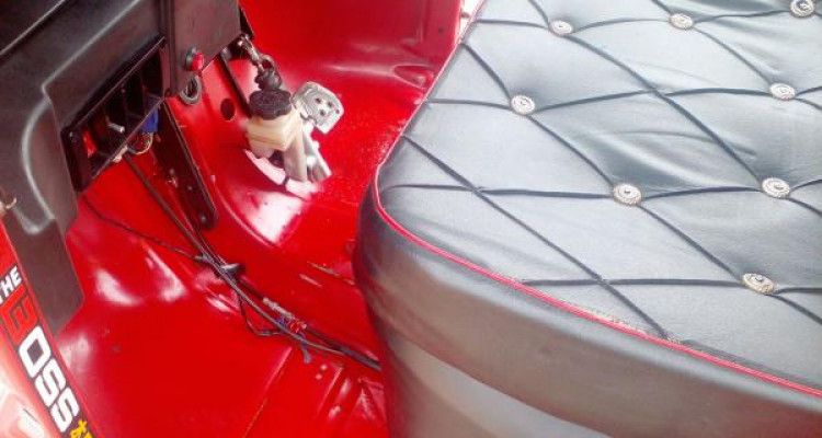 BAJAJ 2019 4 STROKE