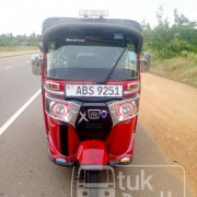 BAJAJ 2019 4 STROKE