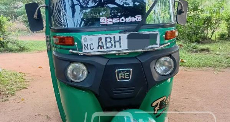 BAJAJ 2015 4 STROKE