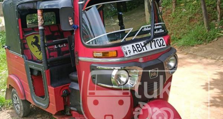 BAJAJ 2015 4 STROKE