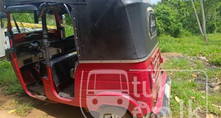 BAJAJ 2015 4 STROKE