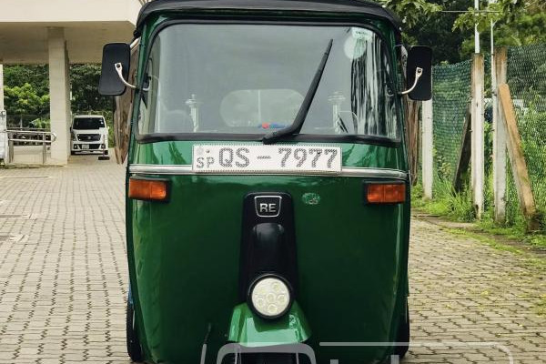 BAJAJ 2009 4 STROKE