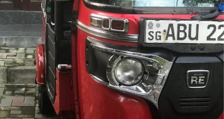 BAJAJ 2019 4 STROKE