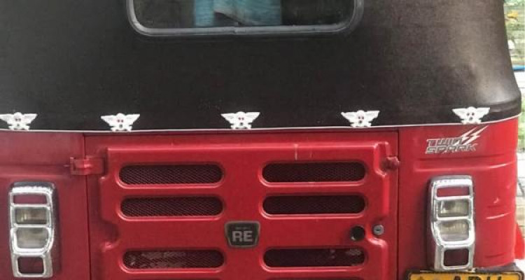 BAJAJ 2019 4 STROKE