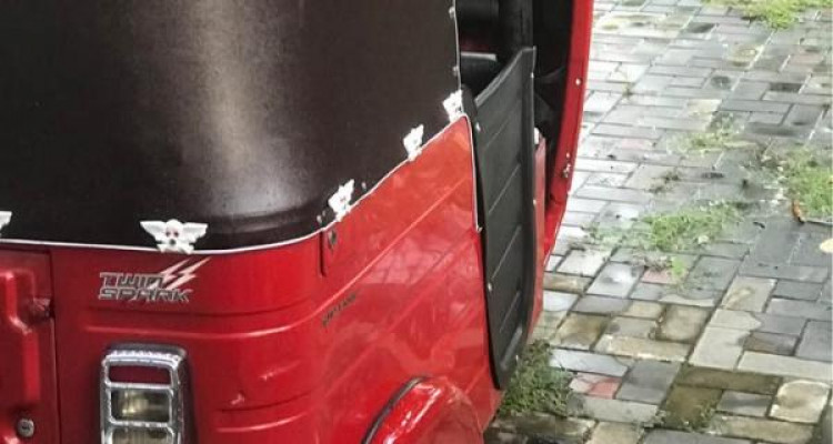BAJAJ 2019 4 STROKE