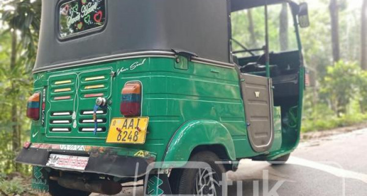 BAJAJ 2012 4 STROKE