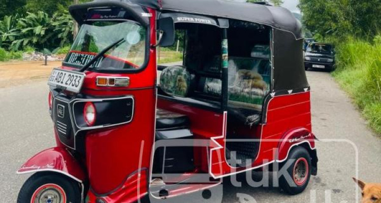 BAJAJ 2015 4 STROKE