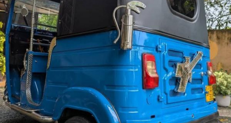 BAJAJ 2014 4 STROKE