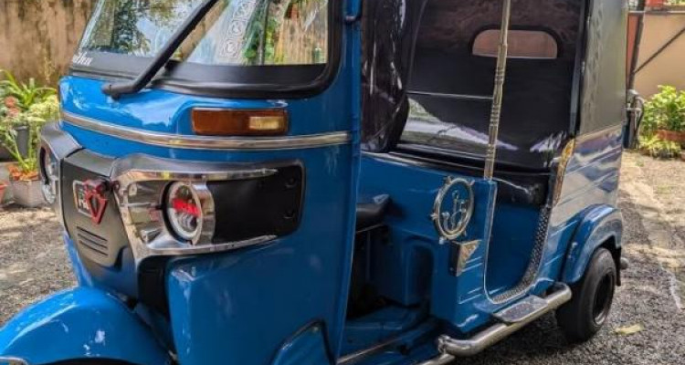 BAJAJ 2014 4 STROKE
