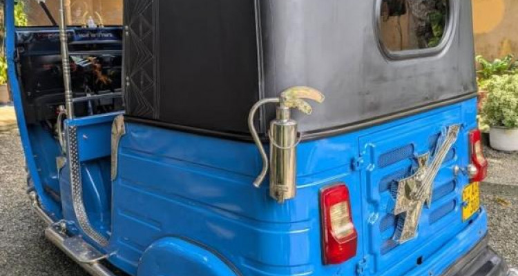 BAJAJ 2014 4 STROKE