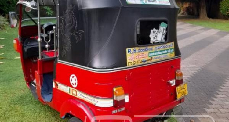 BAJAJ 2013 4 STROKE