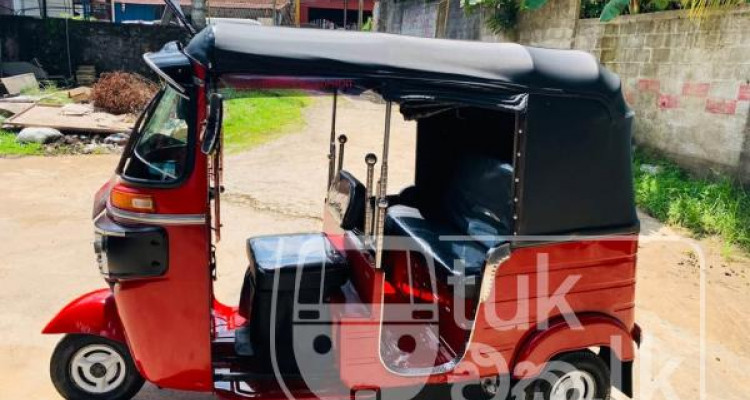 BAJAJ 2013 4 STROKE