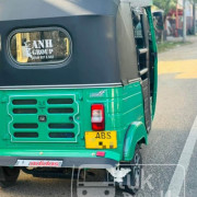 BAJAJ 2019 4 STROKE