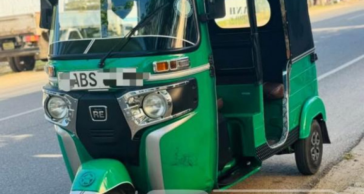 BAJAJ 2019 4 STROKE