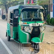 BAJAJ 2019 4 STROKE