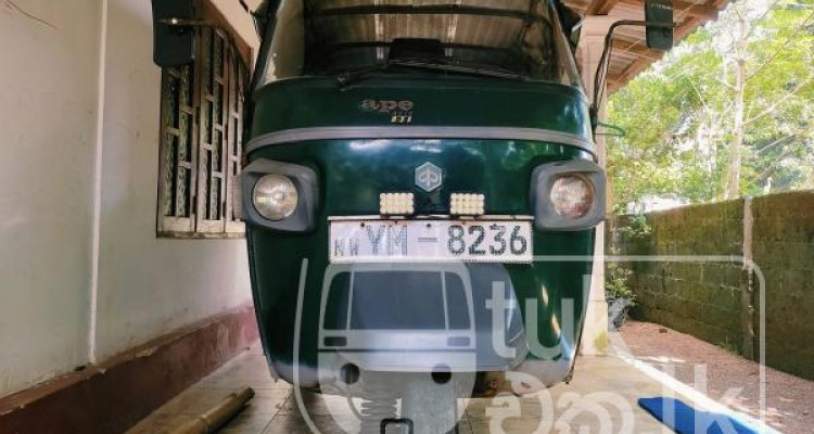 PIAGGIO 2011 APE