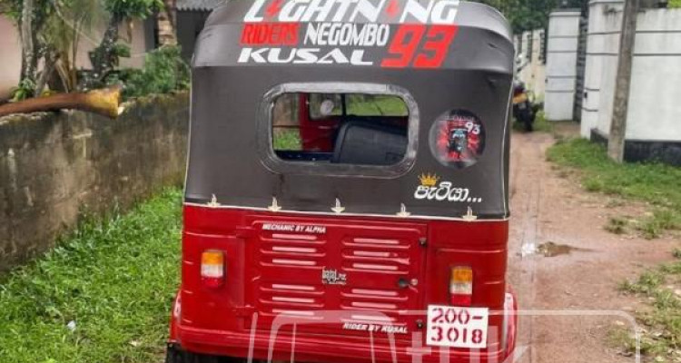 BAJAJ 1997 2 STROKE
