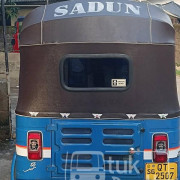 BAJAJ 2009 4 STROKE