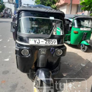 BAJAJ 2011 4 STROKE