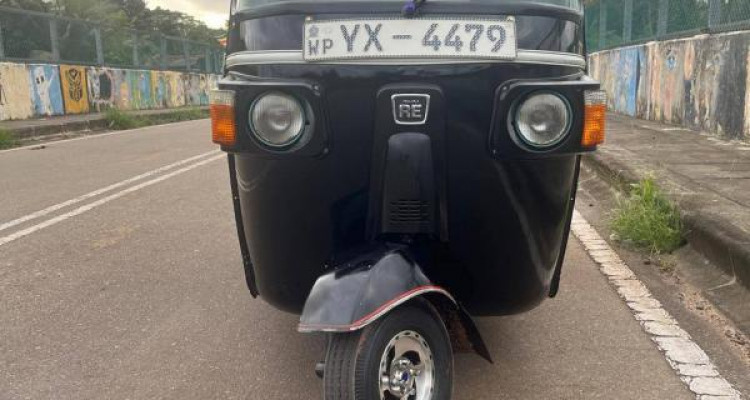 BAJAJ 2012 4 STROKE