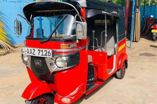 BAJAJ 2015 4 STROKE