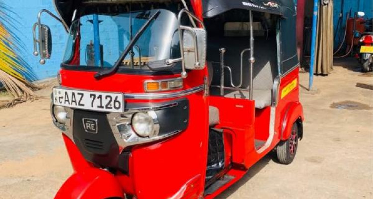 BAJAJ 2015 4 STROKE