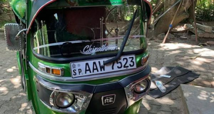 BAJAJ 2015 4 STROKE