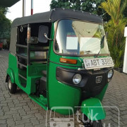 BAJAJ 2019 4 STROKE