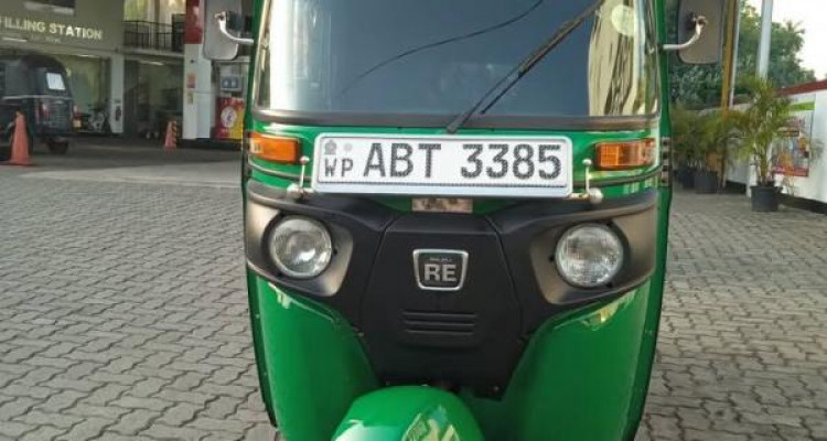 BAJAJ 2019 4 STROKE