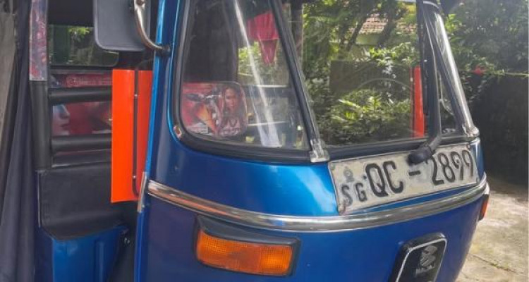 BAJAJ 2005 2 STROKE
