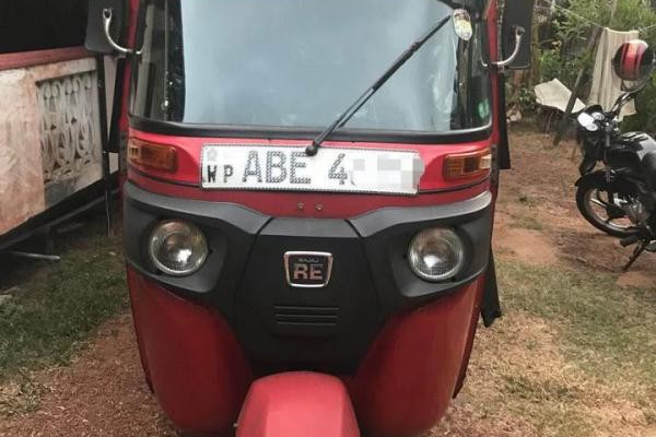 BAJAJ 2015 4 STROKE