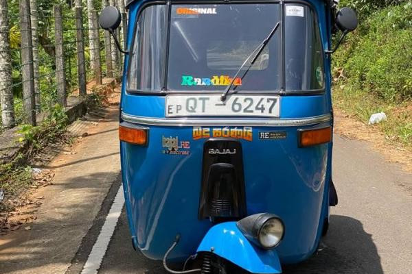 BAJAJ 2009 4 STROKE