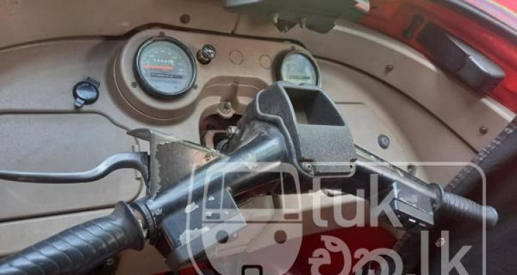 BAJAJ 2016 4 STROKE