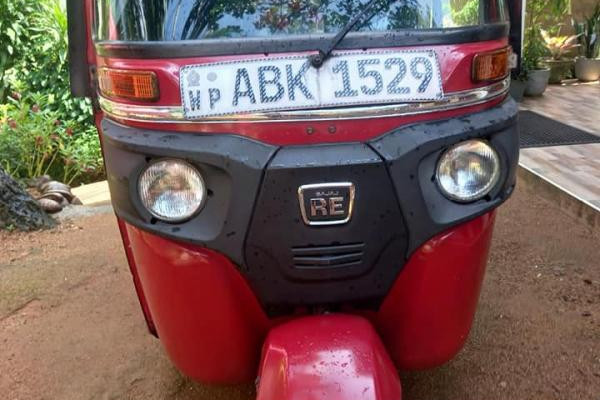 BAJAJ 2016 4 STROKE